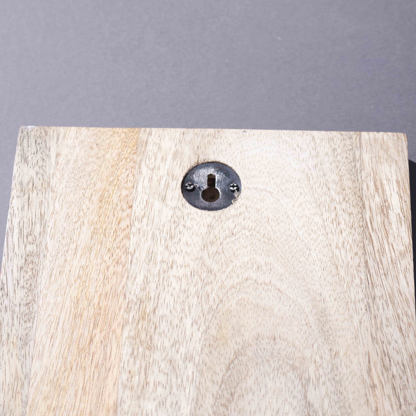Crimson Oasis – Luxury Carved Wall Plate
