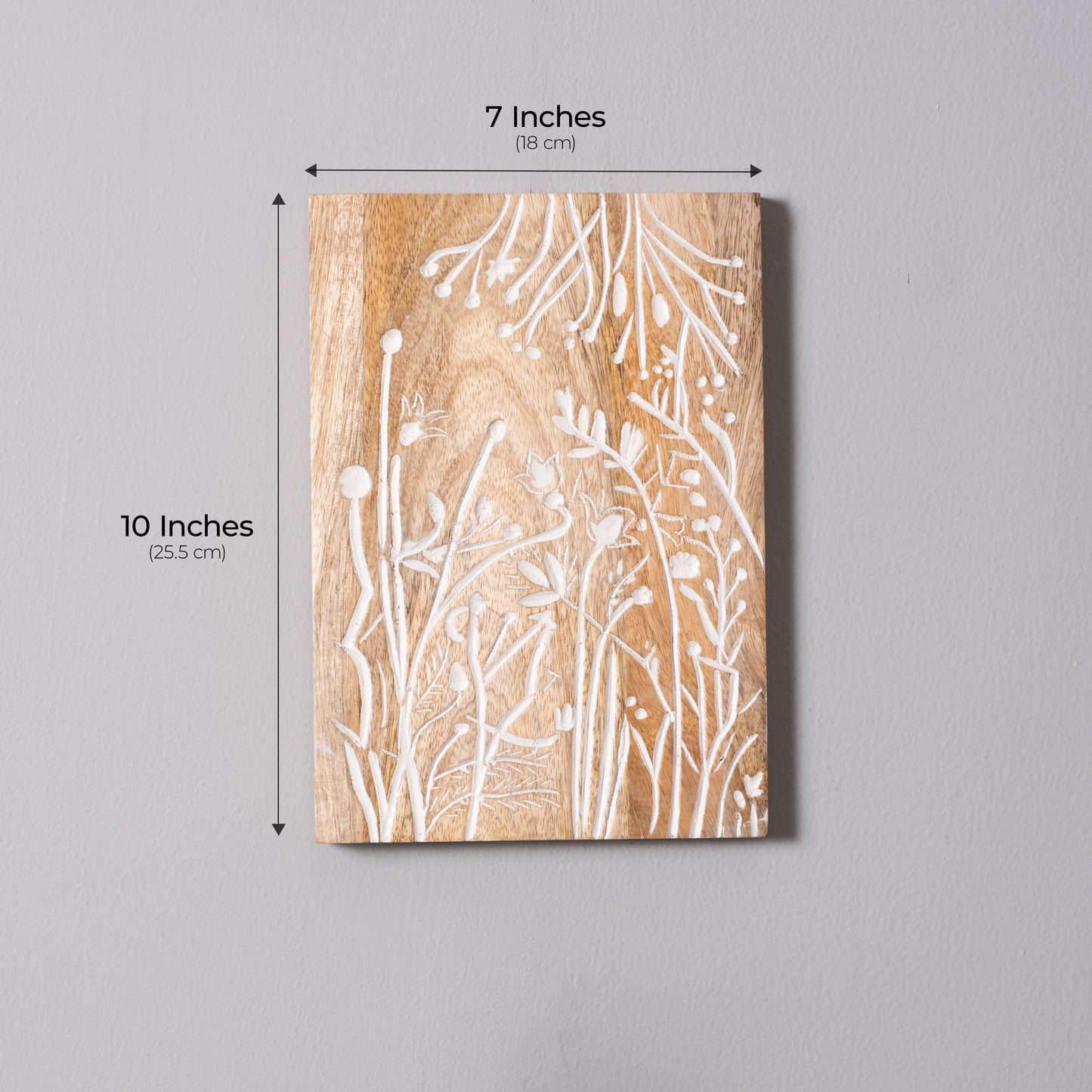 Nature's Whisper – Handcrafted Stem and Leaf Carved Wall Plate