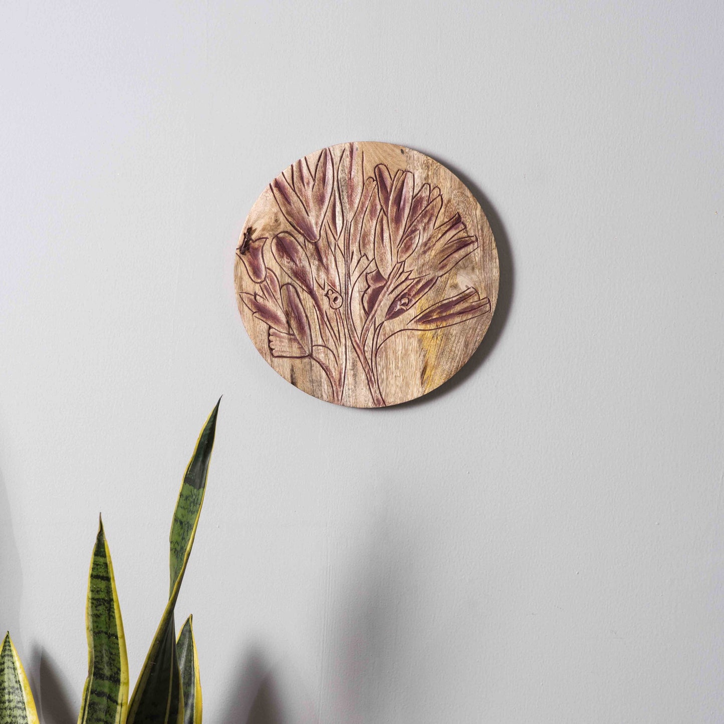 Vibrant Flora – Luxury Floral Carved Round Wall Plate